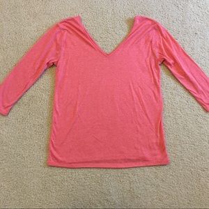 BDG 3/4 sleeve v neck shirt pink